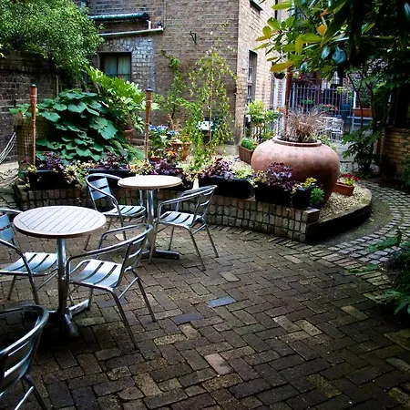 Hotel The Townhouse 3*