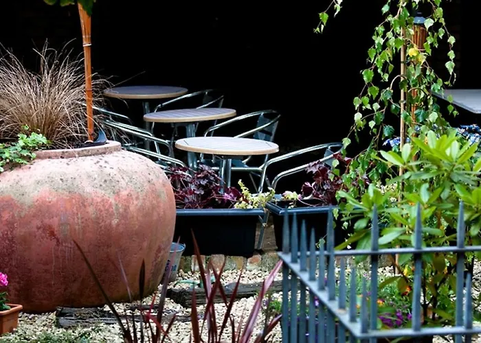 Hotel The Townhouse 3*